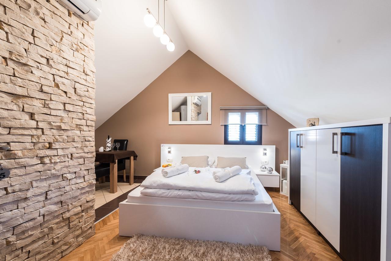Donat Apartment *