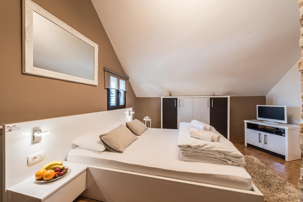 Donat Apartment